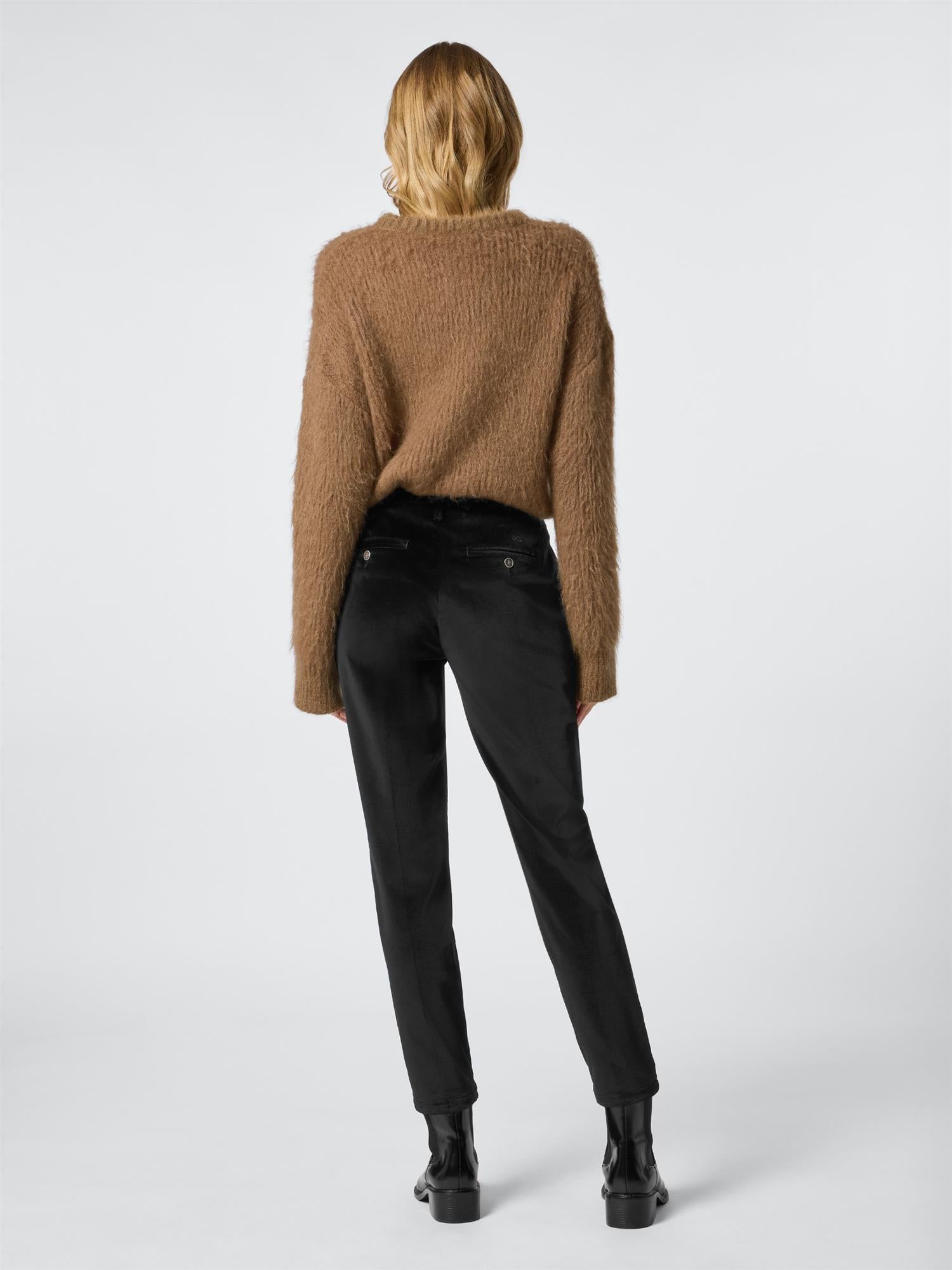 VSG37 Sweater