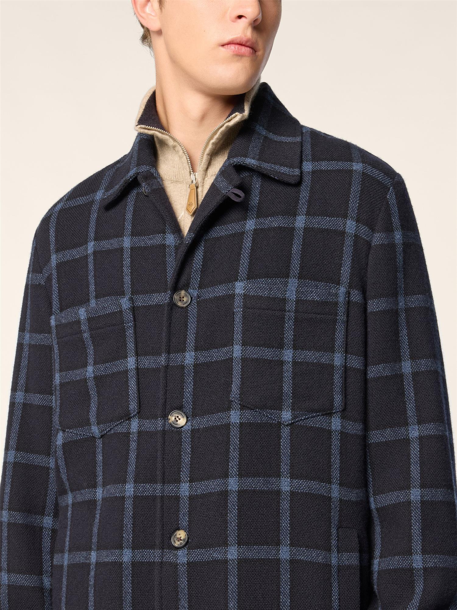 Overshirt i cashmere